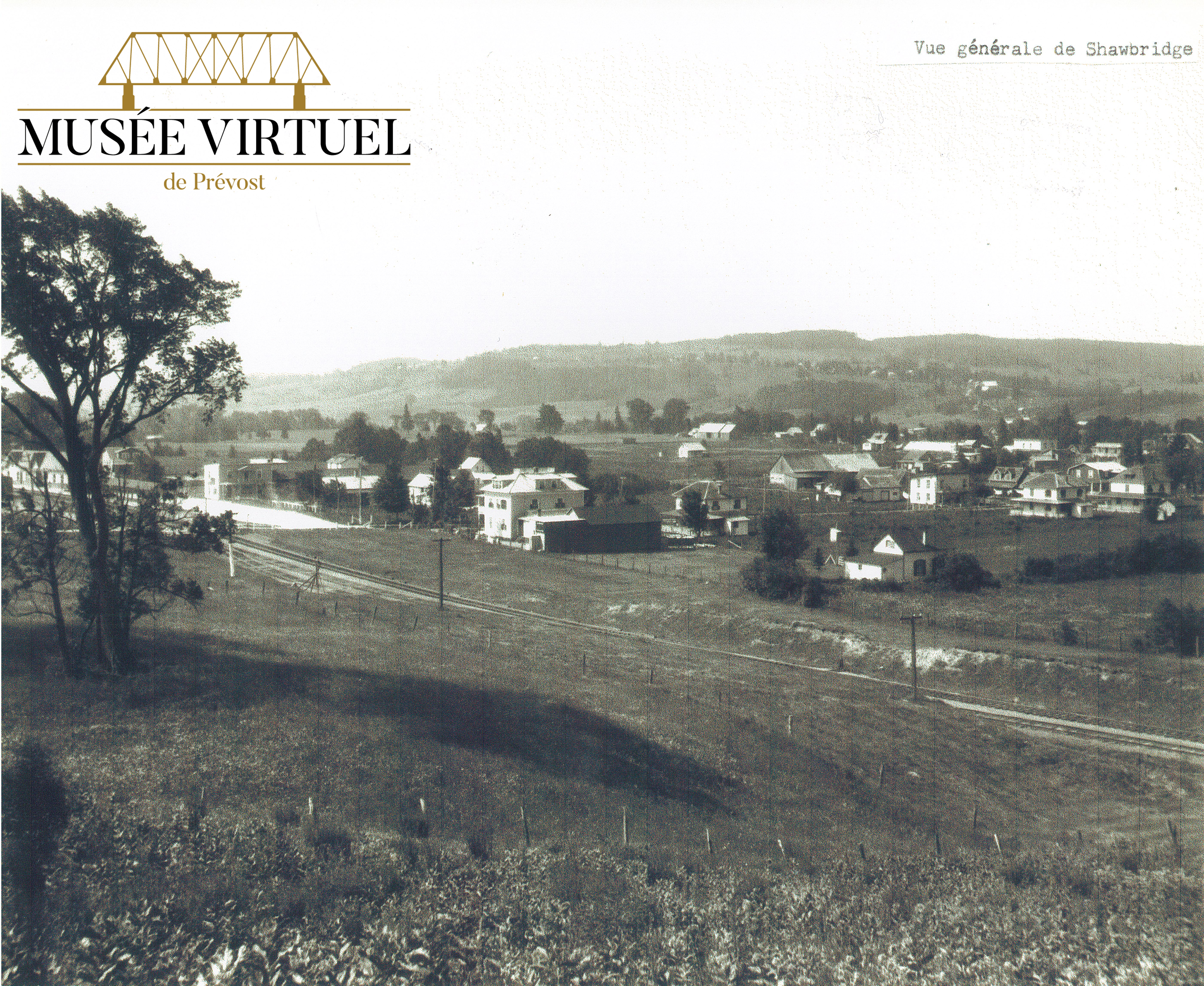 8. Vue générale sur le Vieux-Sahwbridge - Collection de la Ville de Prévost