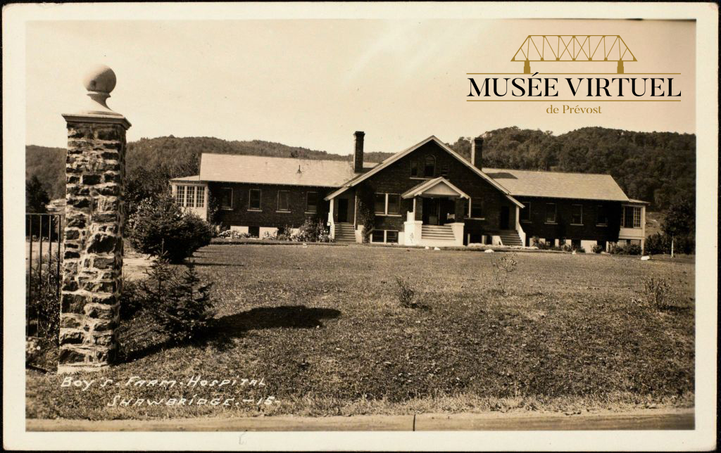 14. L'hôpital du Boy's Farm vers 1943 - Collection de Bibliothèque et Archives nationales du Québec - © Ludger Charpentier