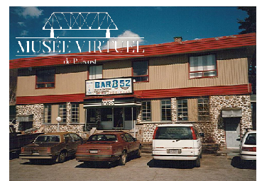 7. Bar le B52 dans les années '90 - Collection de la Ville de Prévost