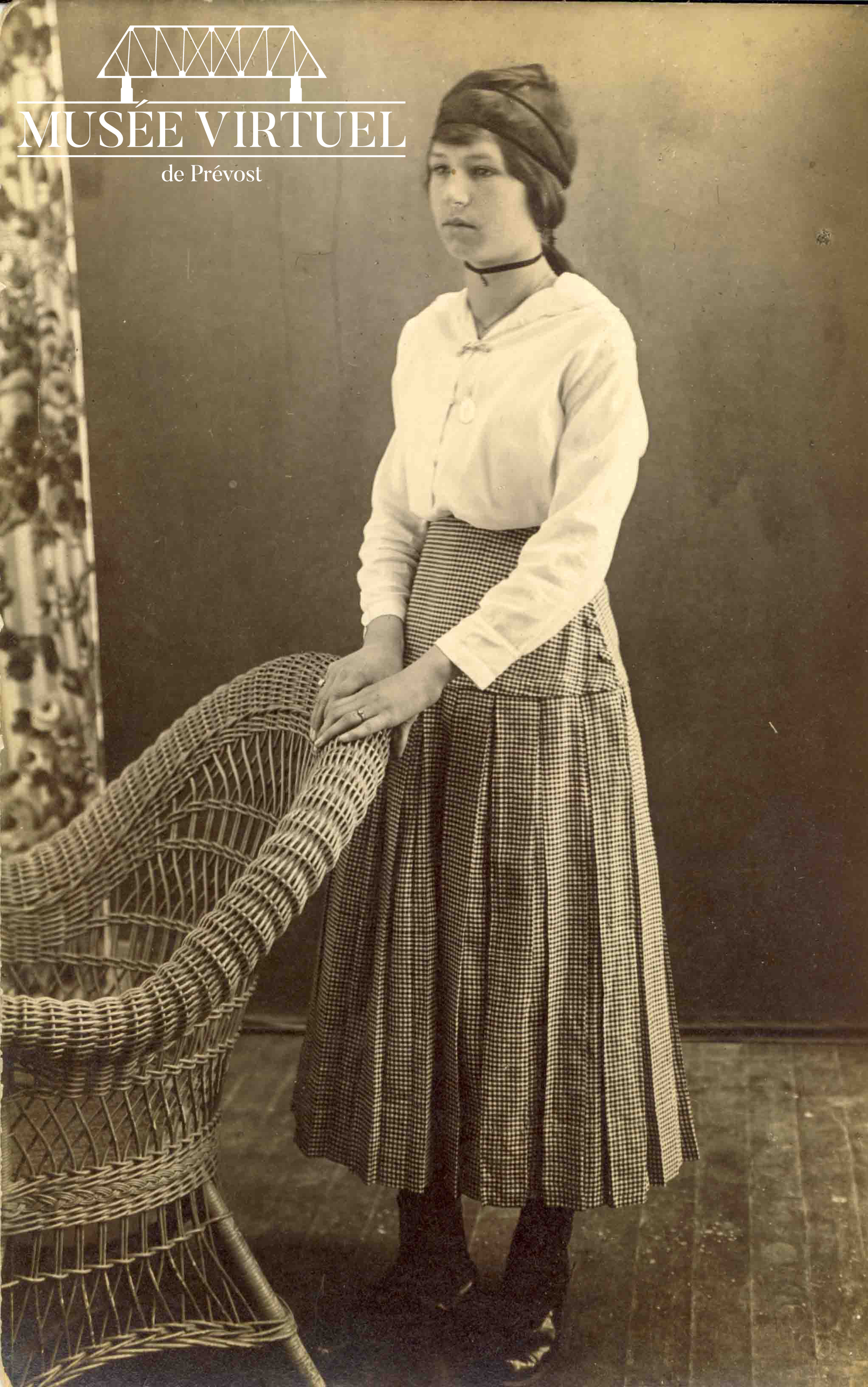 18. Juliette Lecours, soeur de Délicia (femme d'Isaïe) en 1931 - Collection de la famille Brosseau