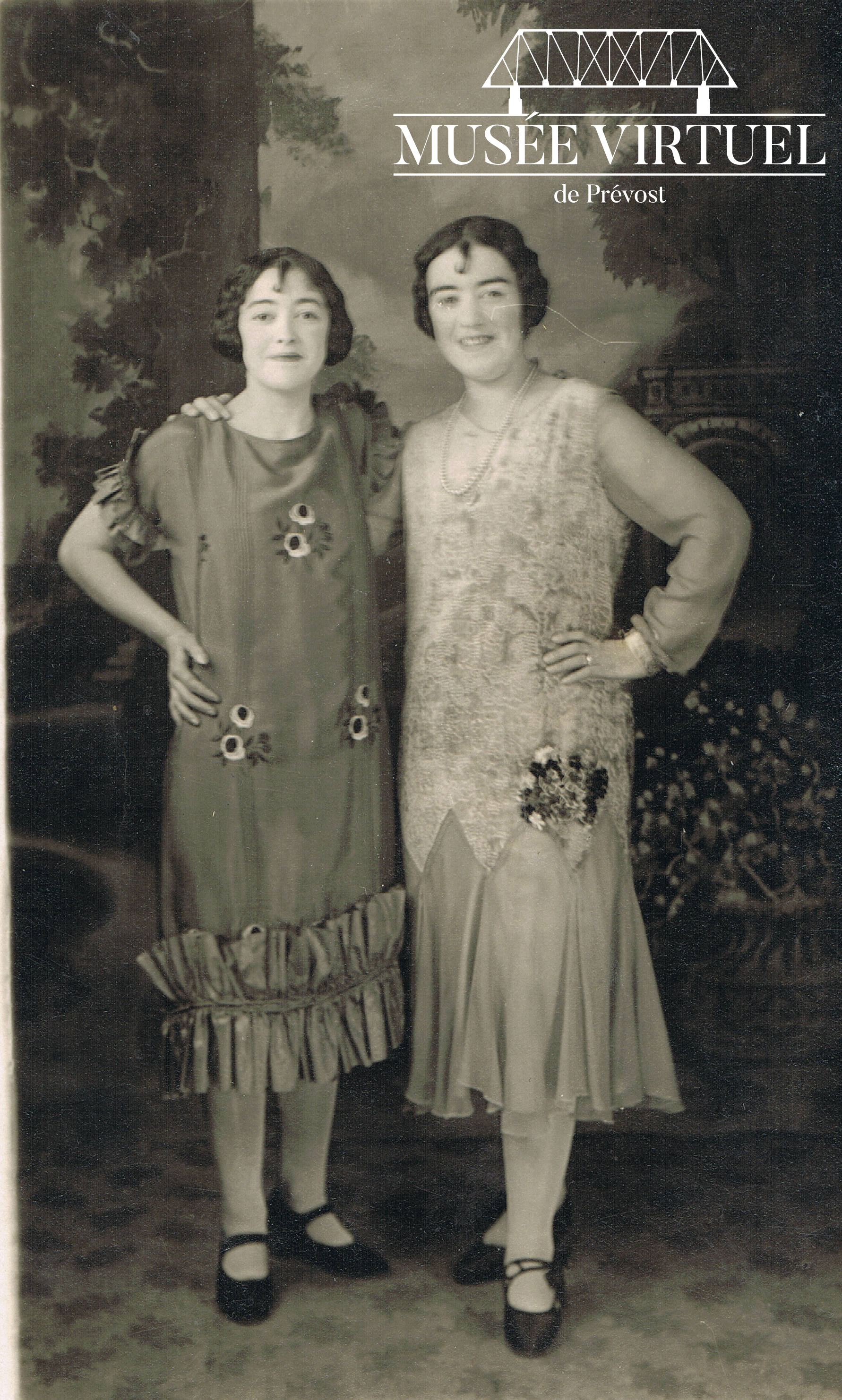 14. Alice et Christine Lecours, soeurs de Délicia (femme d'Isaïe) - Collection de la famille Brosseau