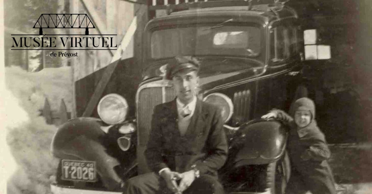 Adrien Charbonneau et son taxi, en 1940 - Collection de la famille Brosseau