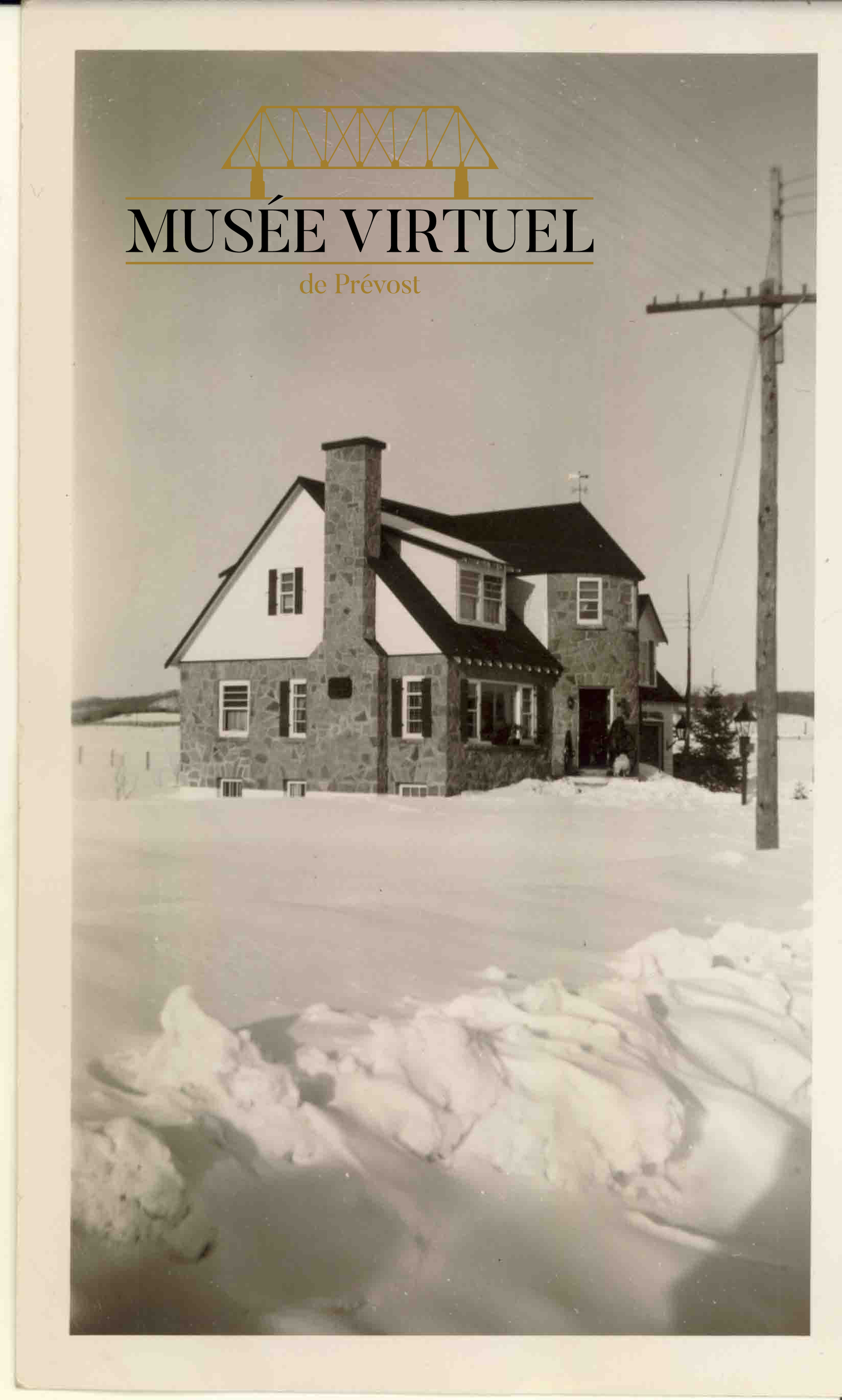2. Maison Lecavalier en mars 1949, ce qui est le Centre Visuel de Prévost aujourd'hui et qui est situé au coin de l'actuelle 117 et du chemin du Lac Écho. On peut noter que le voisinage était désert à ce moment - Collection de la famille Brosseau