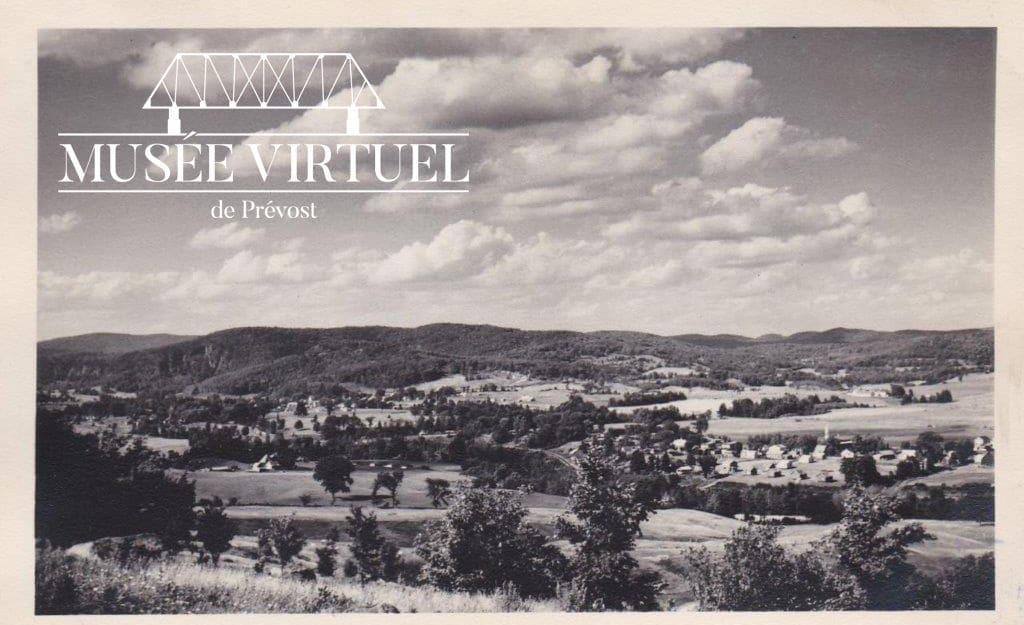 Vue du sommet des terres de la famille Haché vers 1952 - Collection de Pauline Haché